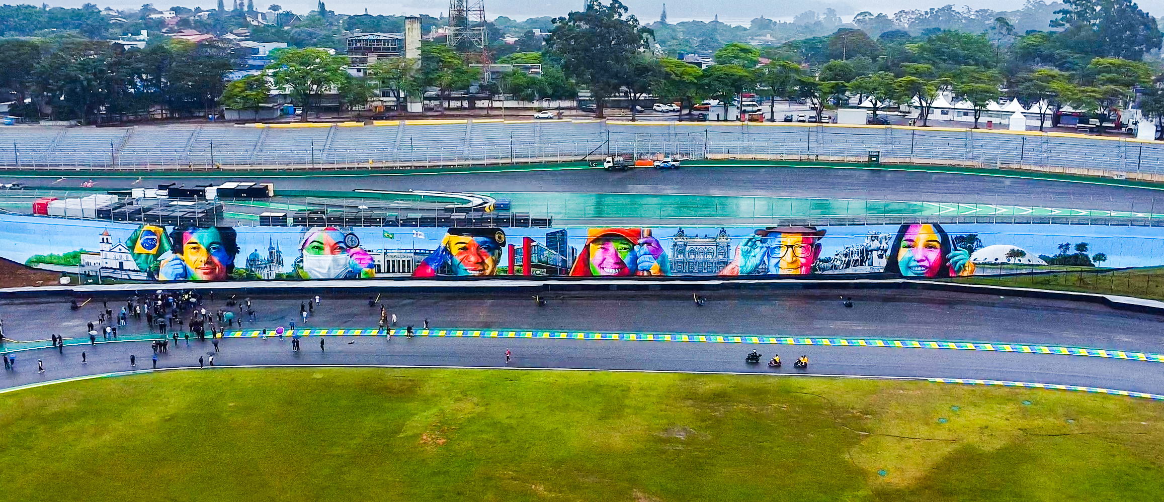 Em Interlagos, mural gigante de Kobra homenageia Senna e quem constrói São Paulo todos os dias