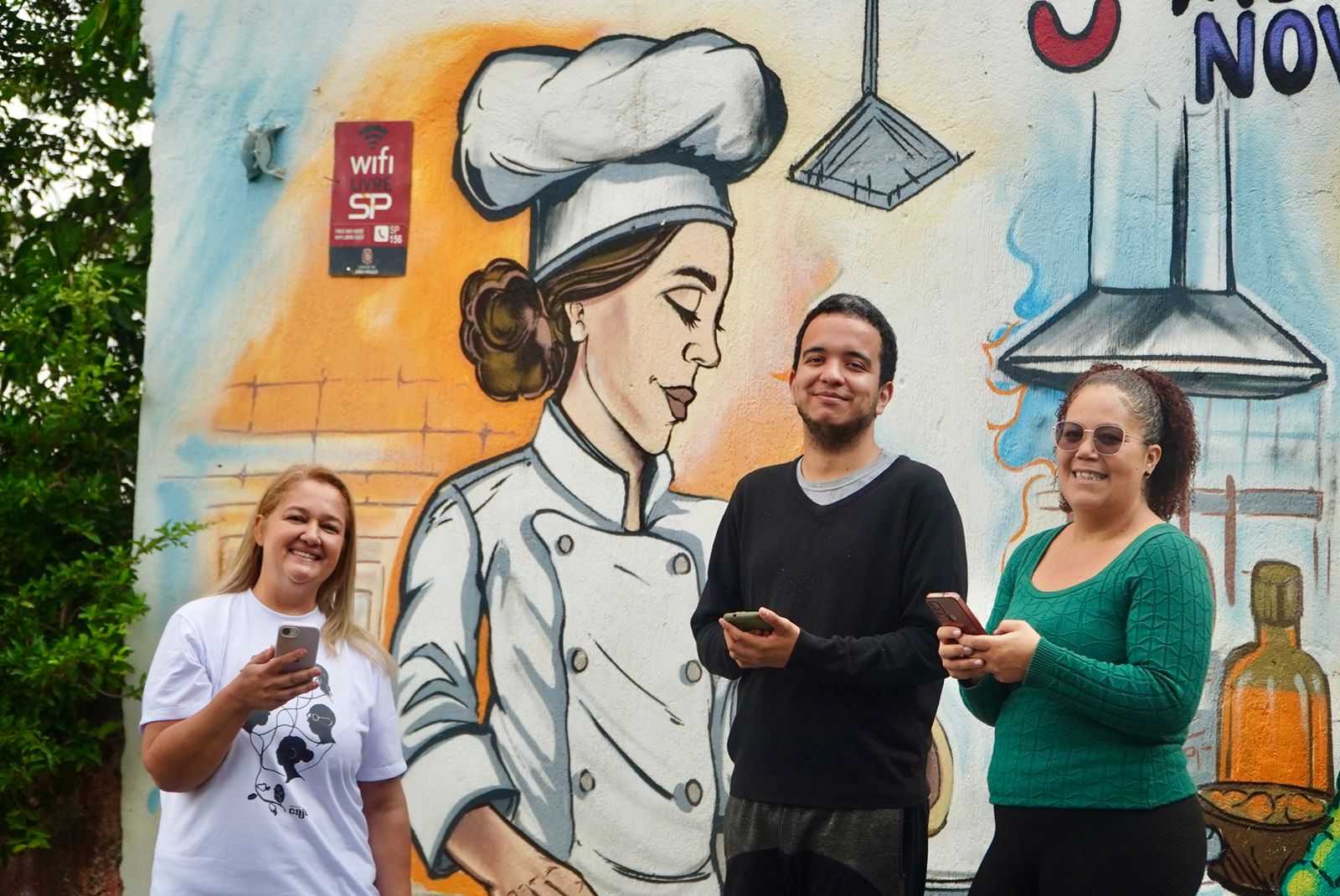 Programa Wi-Fi Livre Comunidades atende todas as regiões da cidade; veja mapa com locais de acesso