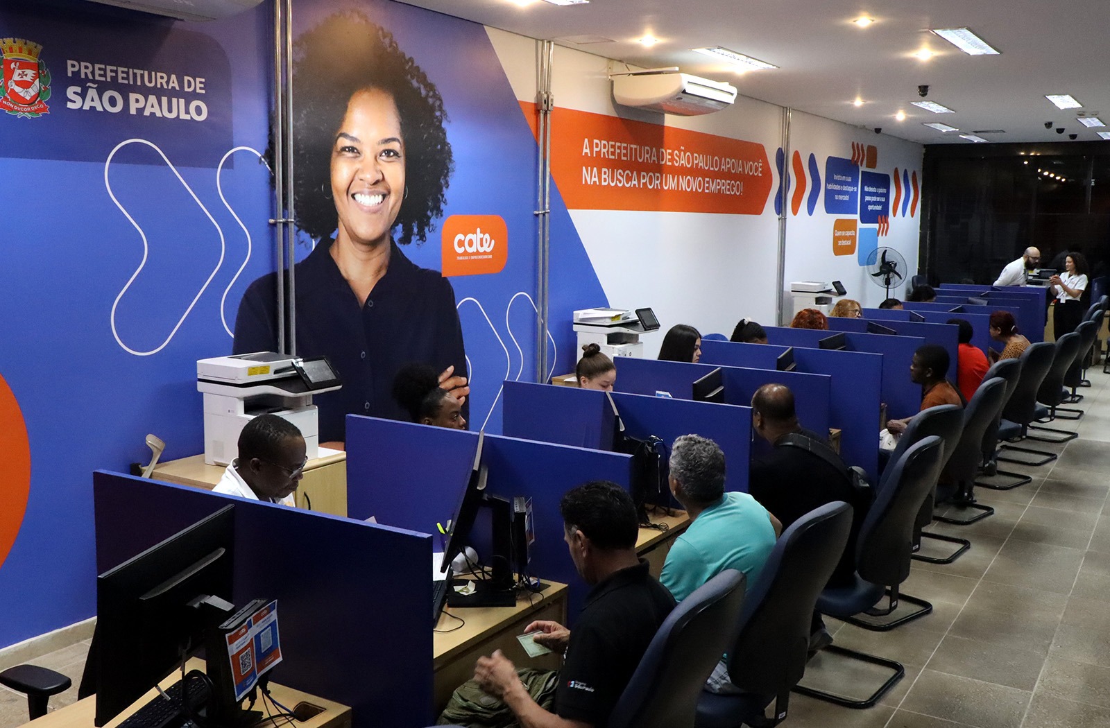 Unidades do Cate iniciam semana com mais de 4.500 vagas de emprego e salários de até R$ 5.500